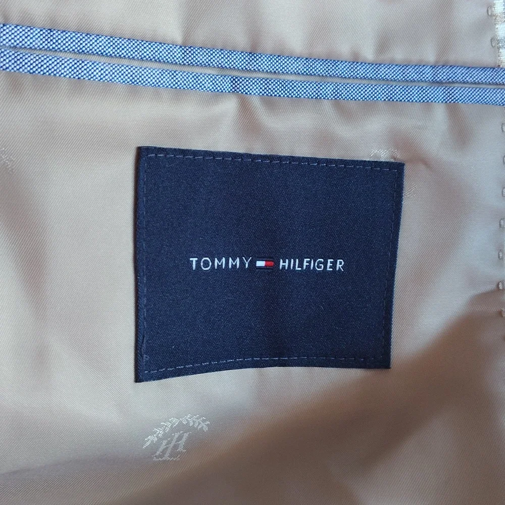 Tommy Hilfiger nwt tommy